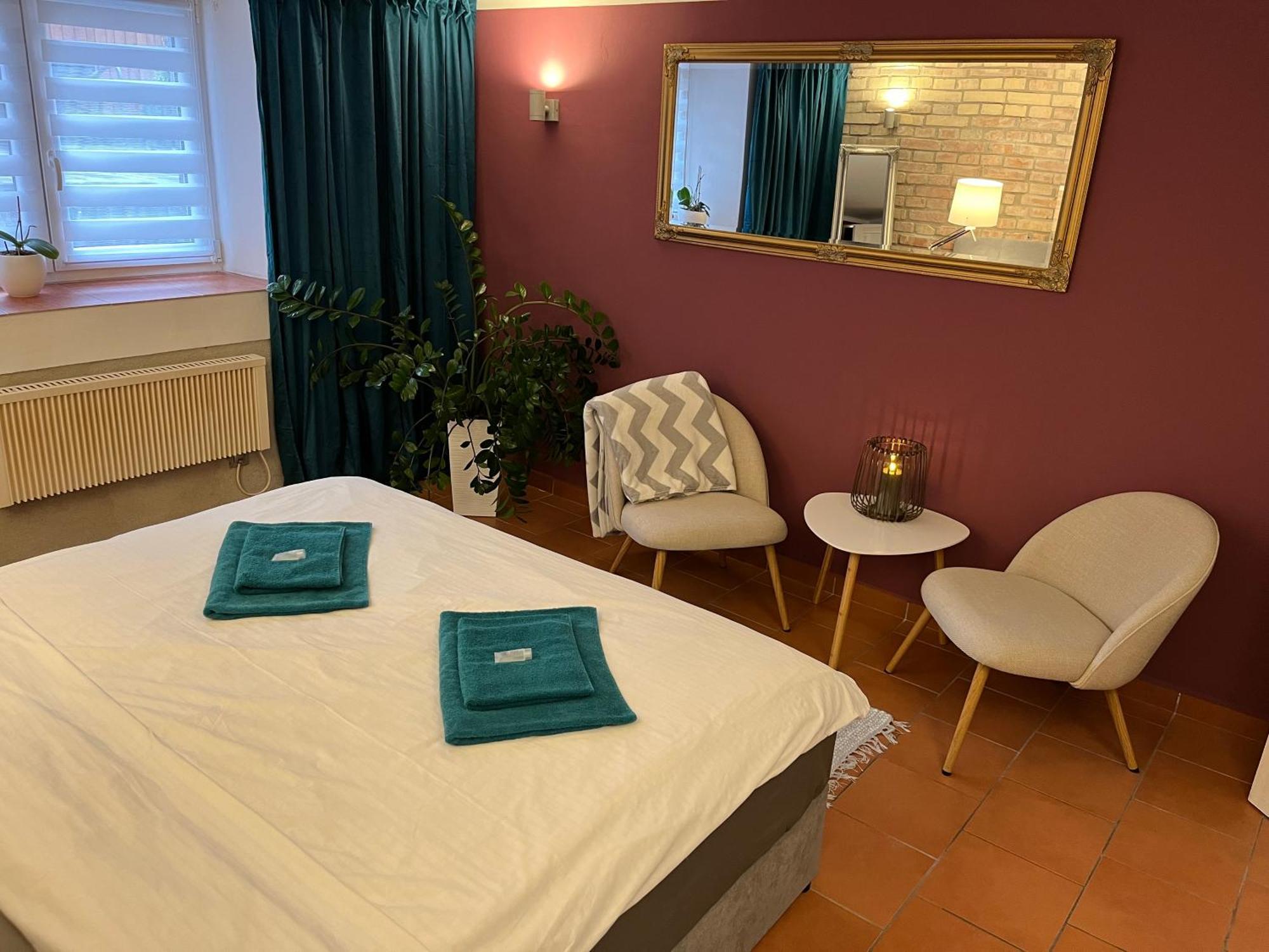 Pension Skylark Pardubice Exterior foto