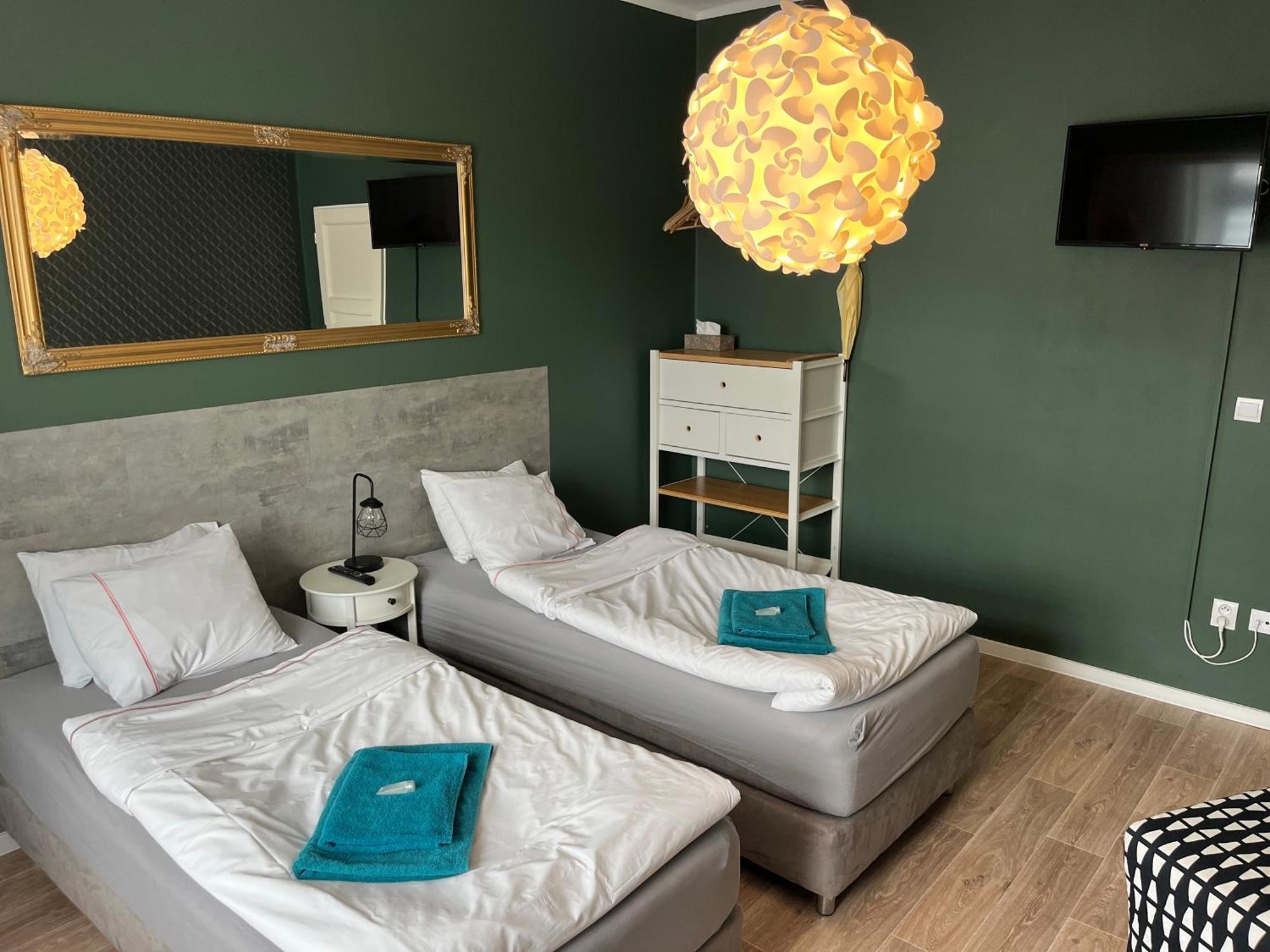 Pension Skylark Pardubice Exterior foto